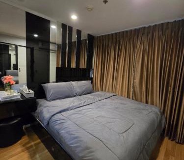 Udon Thani Apartment | Comfy apartment City center Pool Gym WiFi