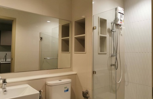 Samsen Nai Condo | Convenient 1-bed condo, 1step to Ha Yaek BTS&MRT station,JJ market & DMK airport