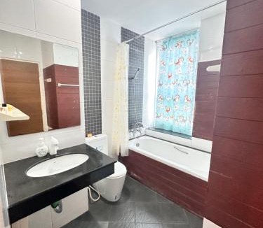 Rayong Apartment | Cosy Beach View