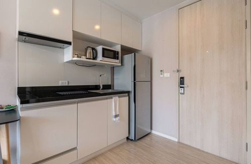 Chang Phueak Condo | Cozy 1-bedroom condo in Nimman, Chiang Mai. 4 mins walk to One Nimman, Maya Mall