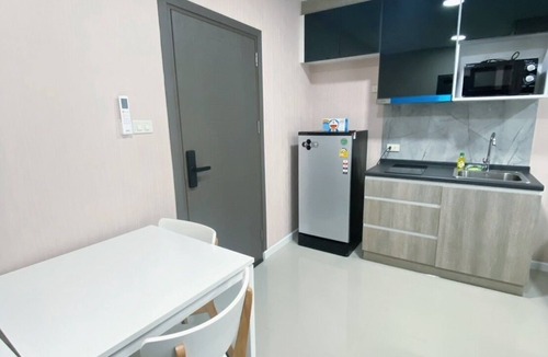 Kho Hong Condo | Cozy 1-bedroom condo in perfect Tambon Kho Hong with WiFi, fitness room