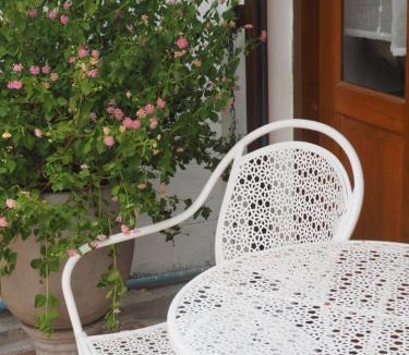 Old City Villa | Cozy House in Middle of Old Town Chiangmai