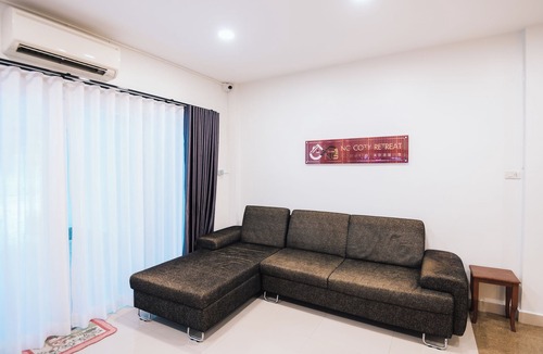 Hat Yai House | Cozy ,secure, close to town,night market & walking distance to central festival.