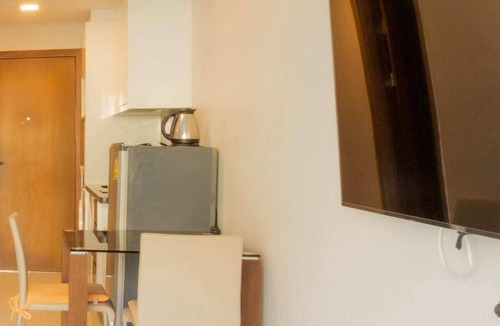 Pratumnak Hill Condo | Cozy studio with 2 swimming pools and sea view