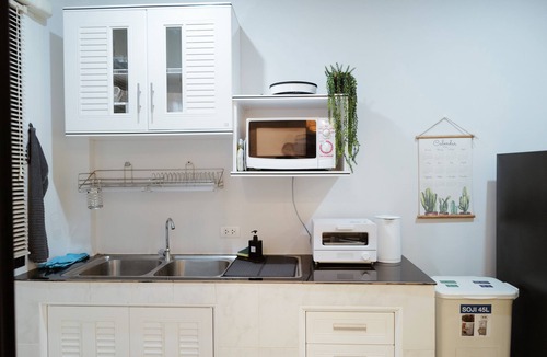 Chiang Mai House | Cozy townhome/2km to Airport , 10 Mins to Nimman,Old Town/sleep 10