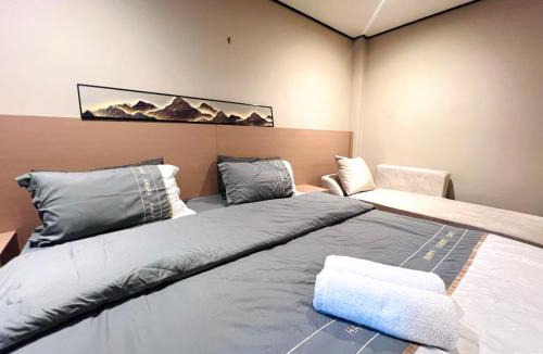Pratumnak Hill Hotel | D Residence五分钟到达海滩