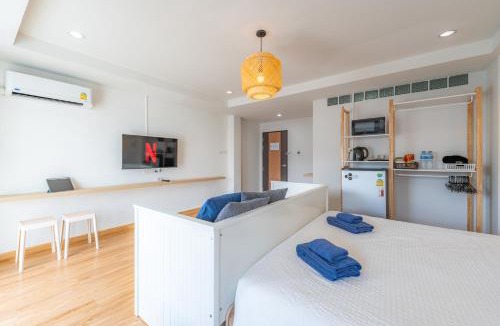 Downtown Hat Yai Apartment | De Blue Door, Hatyai