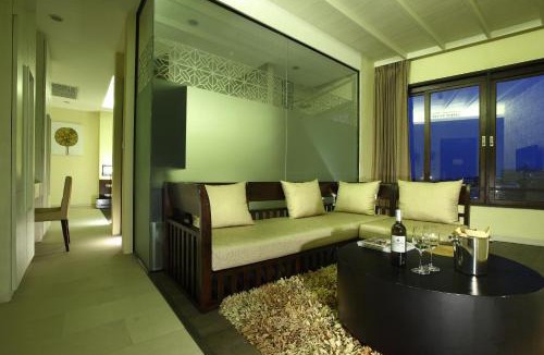 Thapae Hotel | De Chai Colonial Hotel & Spa - SHA Plus