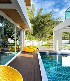Kao Yai Villa | De Flourishing Hill Escape, Cha Am