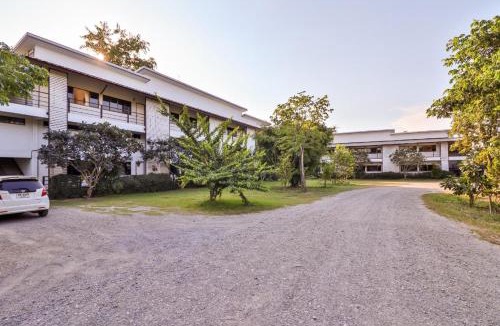 Lamphun Hotel | Dnk Baan Suan