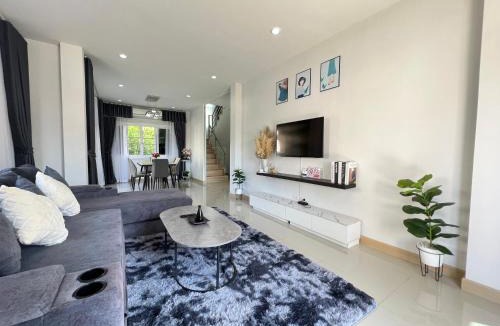 Hang Dong Villa | Double B House