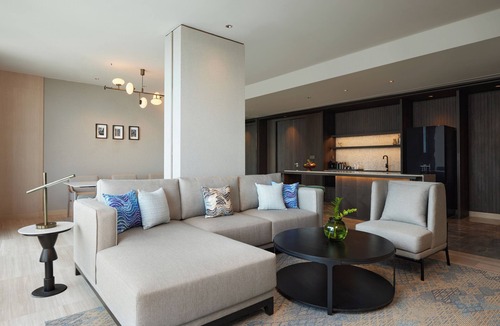 Si Phraya Hotel | Dusitd2 Samyan Bangkok