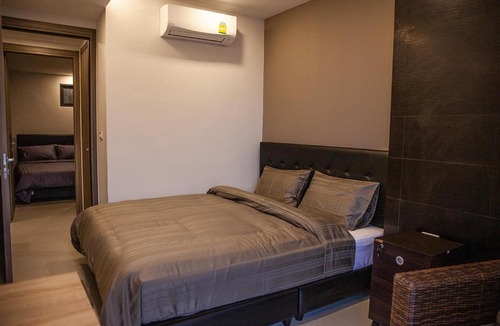 Mae Pim Apartment | E234 Escape Beachfront Condominium