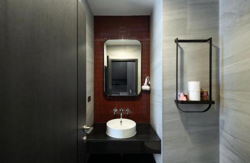 Pattaya Bay Apartment | Edge Central Pattaya - Luxury 1 BR Apartment - 6th Floor #51