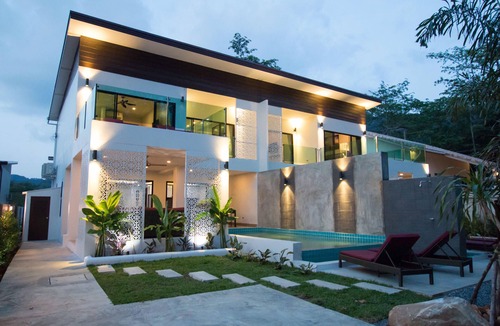Ko Chang Villa | Elegance Pool Villas, the ultimate experience of luxury close to White Sands