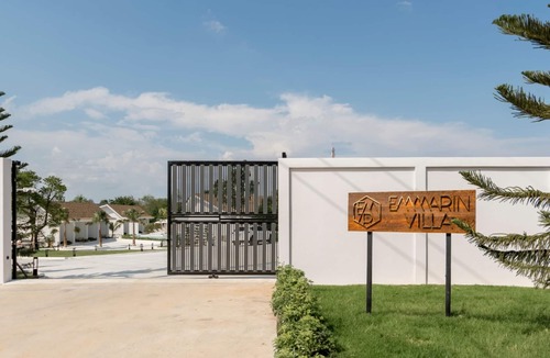 Huai Yai Villa | Emmarin Villa Pattaya