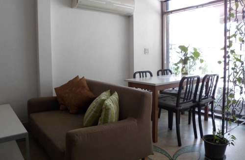 Chan Kasem House | Entire townhouse for 10 in Chatuchak area near Lat Phrao Subway Station