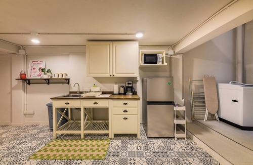 Phra Khanong House | Entire townhouse in Khet Phra Khanong, Thailand