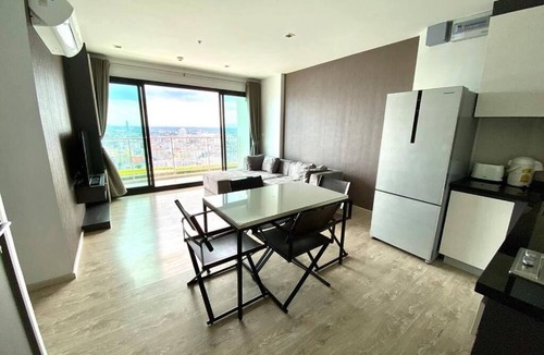 Central Pattaya Apartment | Exclusive Sea View 2 Bed Room High Floor 2 Balcony