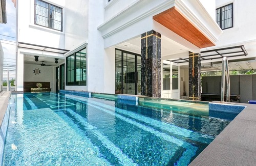 Nong Prue Villa | Exquisite Pool Villa I