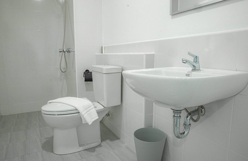Nakhon Sawan Hotel | Ezy Inn