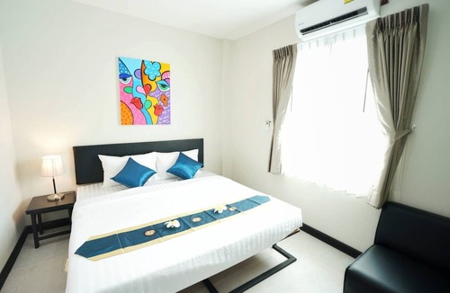 Sanambin Hotel | Fabulous double bed room with ABF near Don Mueang Airport
