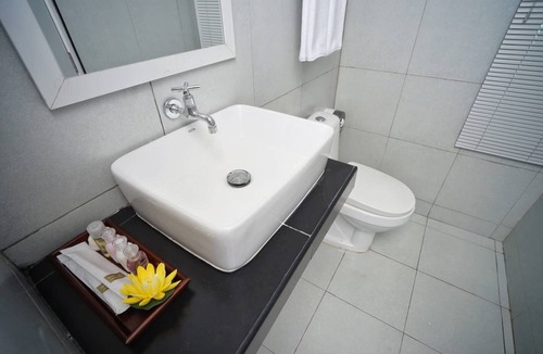 Sanambin Hotel | Fabulous Twin bed room with ABF near Don Mueang Airport