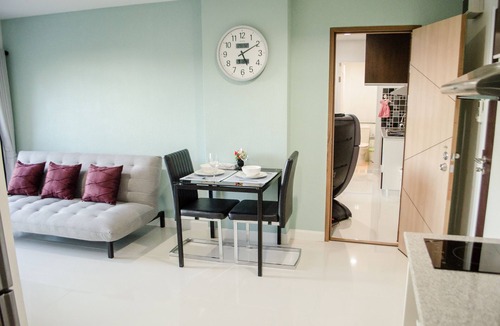 Chiang Mai Apartment | Family Apartment With Massage Chair