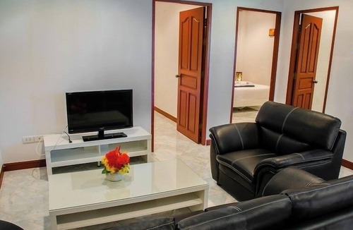 Rayong Cabin | Family-friendly | Boule court | WiFi | Gym