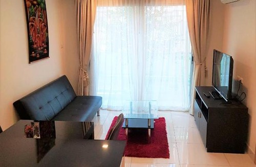 Jomtien Apartment | Fantastic roof top pool!