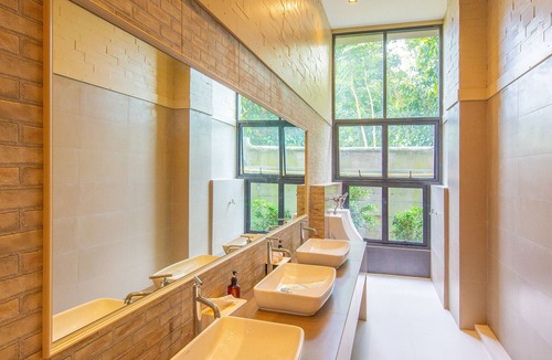 Ranong Hotel | FarmHouse Hotel Ranong