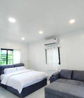 Lom Sak House | FarmStay Tawanchai ฟาร์มสุขตะวันฉาย YS