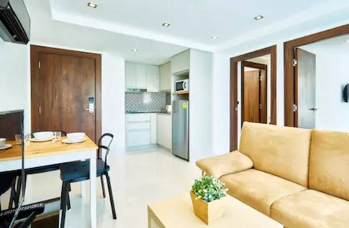 North Pattaya Condo | Featuring an outdoor pool