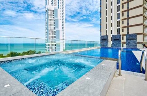 North Pattaya Condo | Featuring an outdoor pool