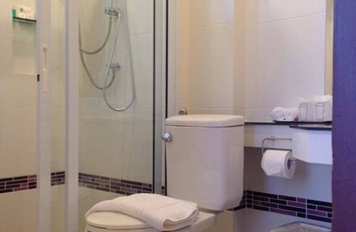 Kamphaeng Phet Hotel | FIG Boutique Hotel