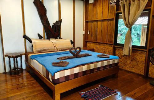 Nuea Khlong Resort | Friendly Koh Jum