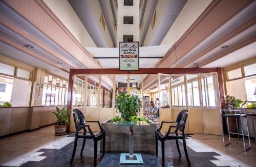 Chang Khlan Apartment | Galare Thong Tower