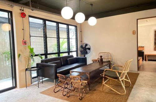 Thanon Phetchaburi Hotel | GalileOasis Boutique Hotel