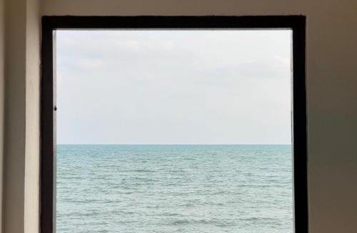 Ban Chang Villa | Gao Check in Phala Beach Front