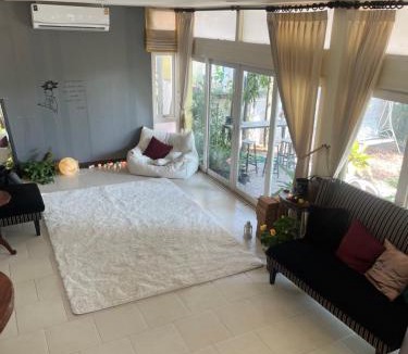 Rangsit House | Garden and Yoga Stay