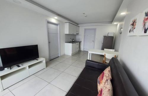 Pratumnak Hill Apartment | Garden Tropical Siam
