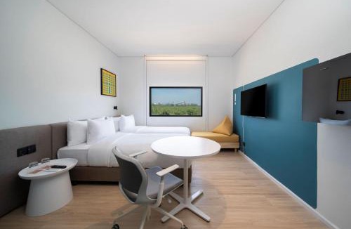 Si Racha Hotel | GO Hotel Bowin at Robinson Lifestyle Bowin