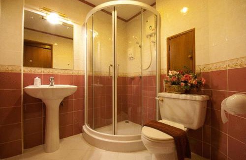 Ratchaprasong Hotel | Golden House