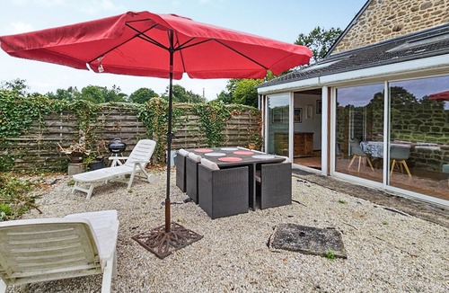 Noyal-Sous-Bazouges House | Gorgeous home in Noyal-Sous-Bazouges