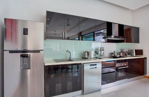 Ban Saiyuan Villa | Gorgeous Luxury 3BR Pool Villa Atoosa near Naiharn