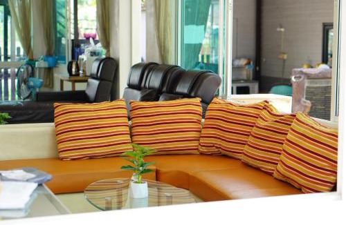 Lat Krabang Hostel | Grand Airport Resort