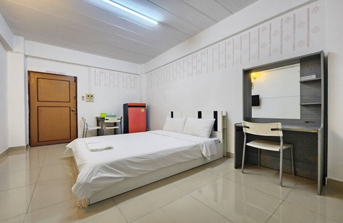 Chorakhe Bua Hotel | Green Apartment Kaset