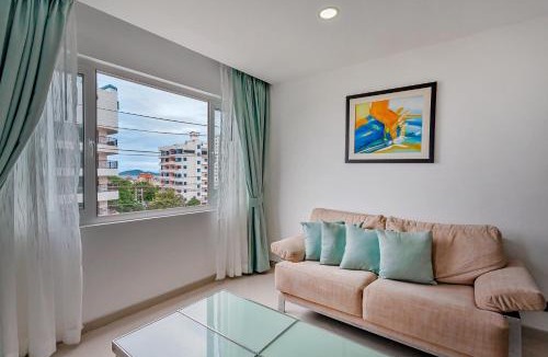 Pratumnak Hill Apartment | Grosvenor House - On the Phra Tamnak Hill