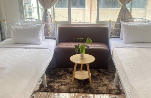 Khlong Toei Nuea House | Guesthouse Station