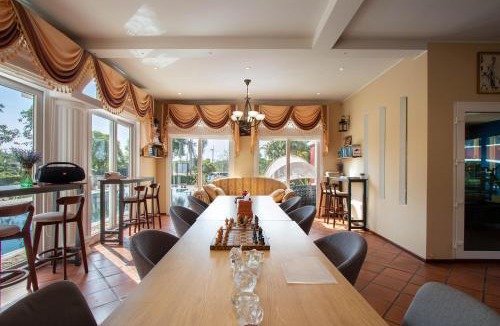 Kram Hotel | Hacienda Resort - Mae Phim